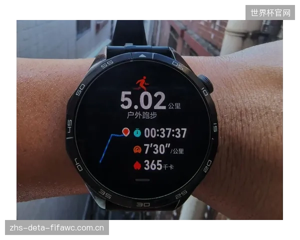 上海陆家嘴智慧跑道的心率墙与AR互动挑战,剥离了传统跑步的枯燥感 上海陆家嘴智慧跑道的心率墙与AR互动挑战,剥离了传统跑步的枯燥感
